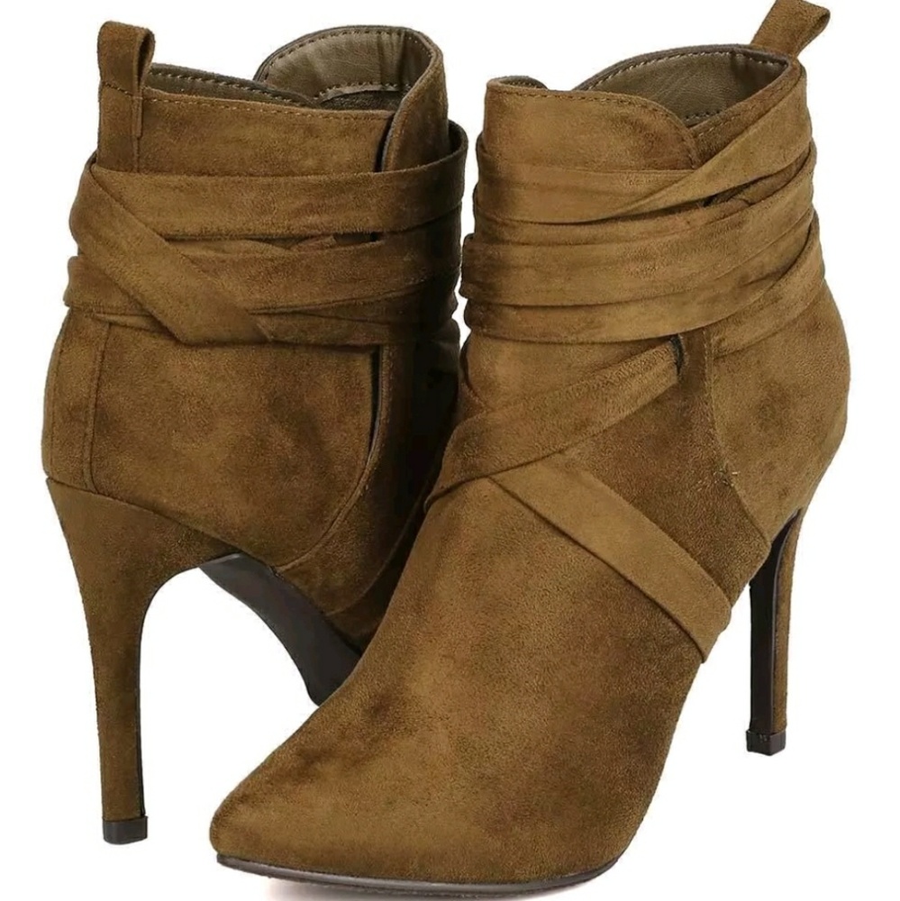 Breckelle stiletto bootie 9 suede wraparound